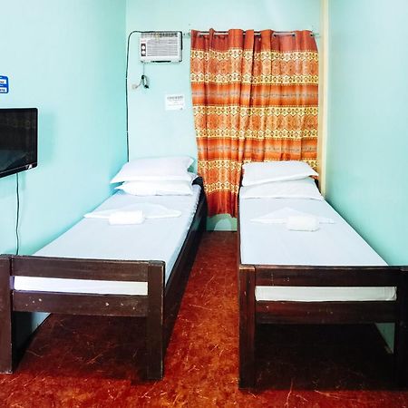 Reddoorz At D128 Lodge Cagayan Valley Tuguegarao Extérieur photo