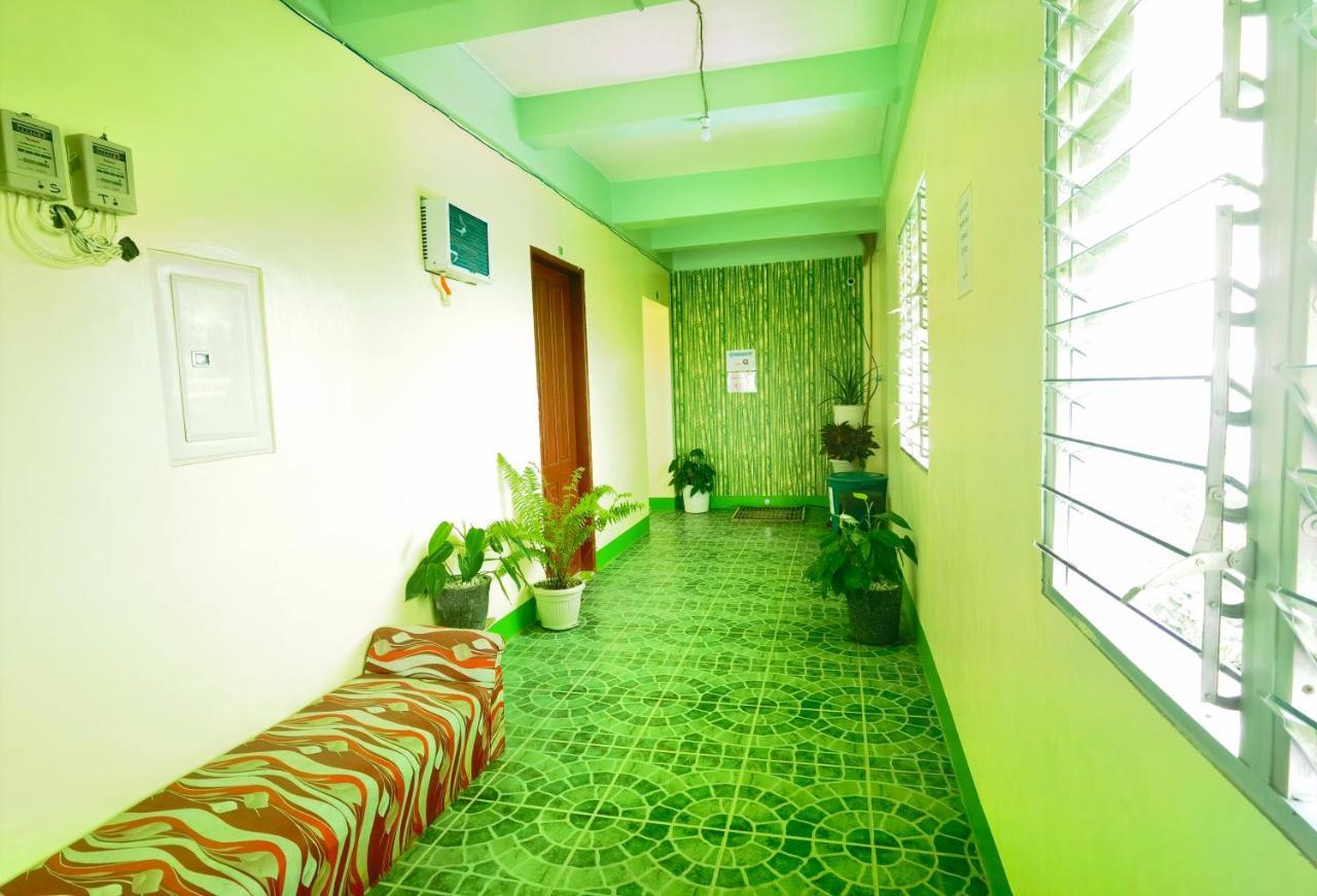 Reddoorz At D128 Lodge Cagayan Valley Tuguegarao Extérieur photo