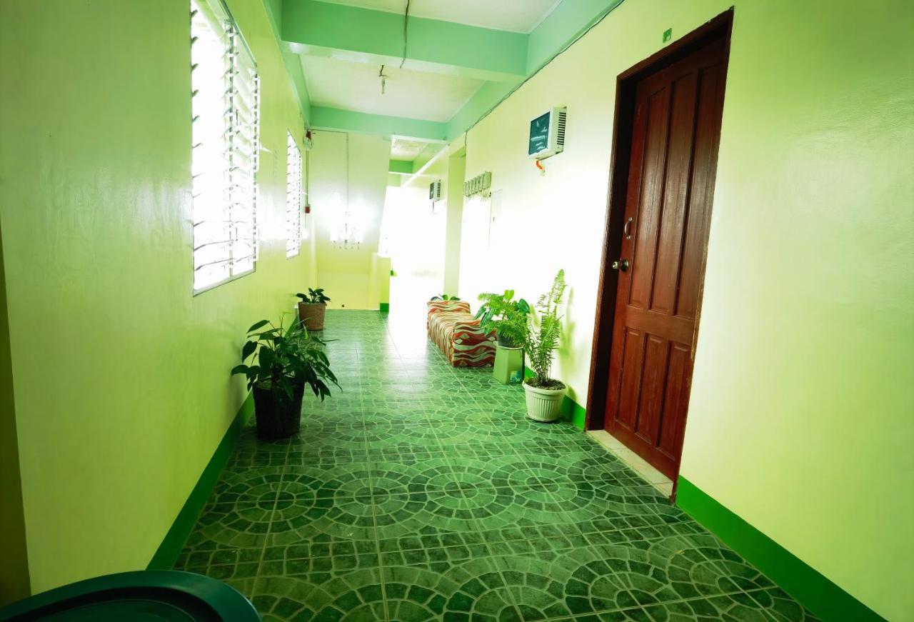 Reddoorz At D128 Lodge Cagayan Valley Tuguegarao Extérieur photo